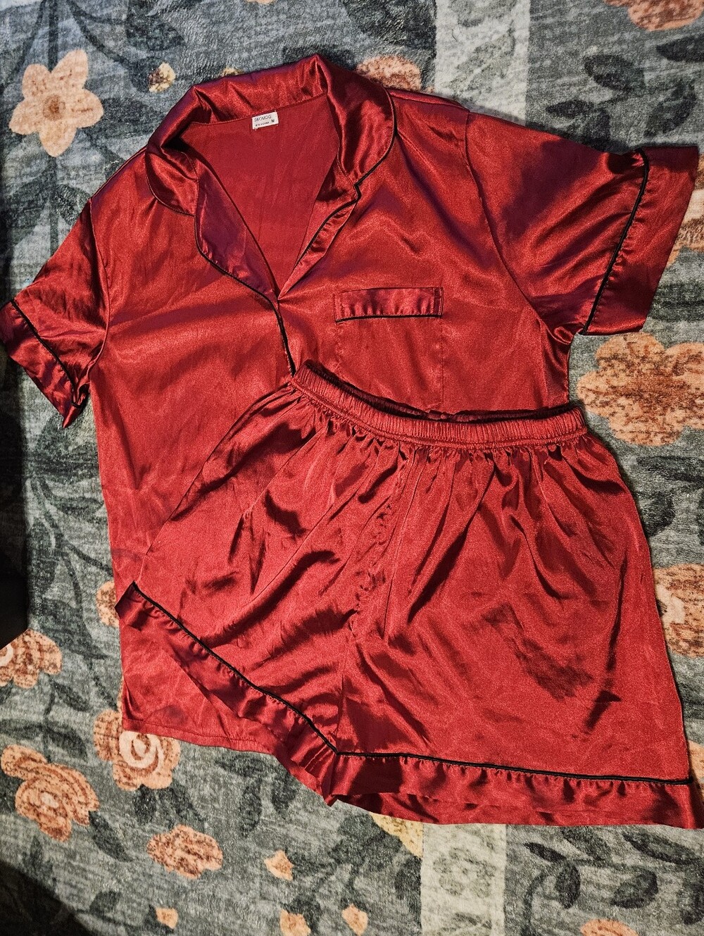SWOMOG Satin PJ Set